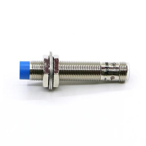 Inductive Proximity Sensor – 2-Wire, Normally Close, High-Precision Metal Detection - Image 2